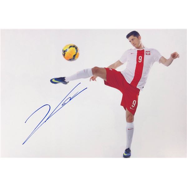 Robert Lewandowski  Autograph Signed Photo