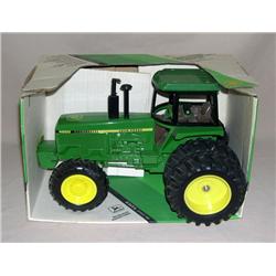 JD 4850 FWA w/ Duals '88 Elmira Toy Show