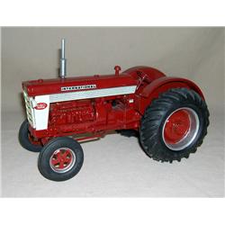 IH 660 Custom 1989 Michigan Farm Show