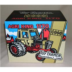 Case Agri-King 1170 Golden Demo '96 Toy Farmer