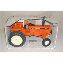 AC 200 Landhandler in Open Front Box