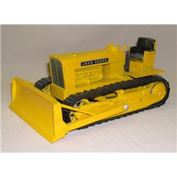 JD 1010 Industrial Crawler w/ Blade