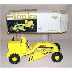 1965 Mini Tonka Road Grader in original box