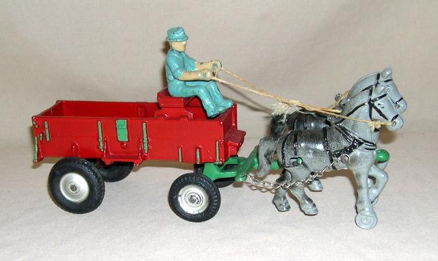 Arcade Cast Iron Horse Drawn Wagon W 2 Horse Team Driver