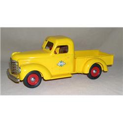IH Product Miniatures Yellow Pickup Truck