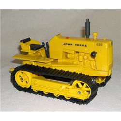 JD 430 Industrial Crawler by Trumm