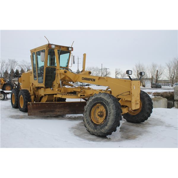 730A Champion Grader, SN.#177-782-21560, 14' Moldboard, showing 4907 hrs