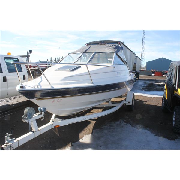 Approx 1995 Bayliner Capri 1952, Approx 19' c/w 3.0 litre mercruiser Inboard c/w canopy, closed bow,