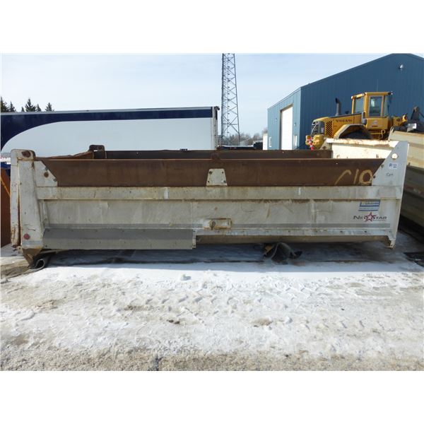 Neu Star 15' Gravel Box c/w steel sides, No ram