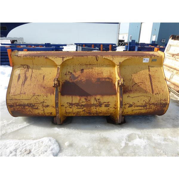 104" J.D. Tooth Bucket for Loader