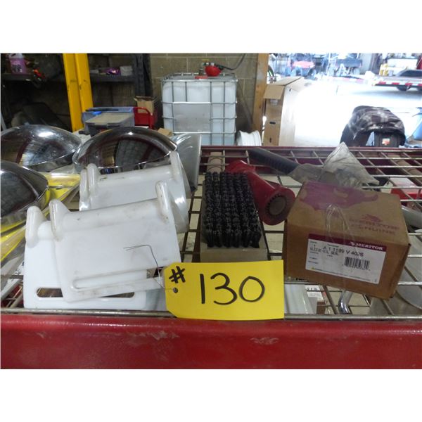 Hubcaps, Load Caps and Wide Load Sign