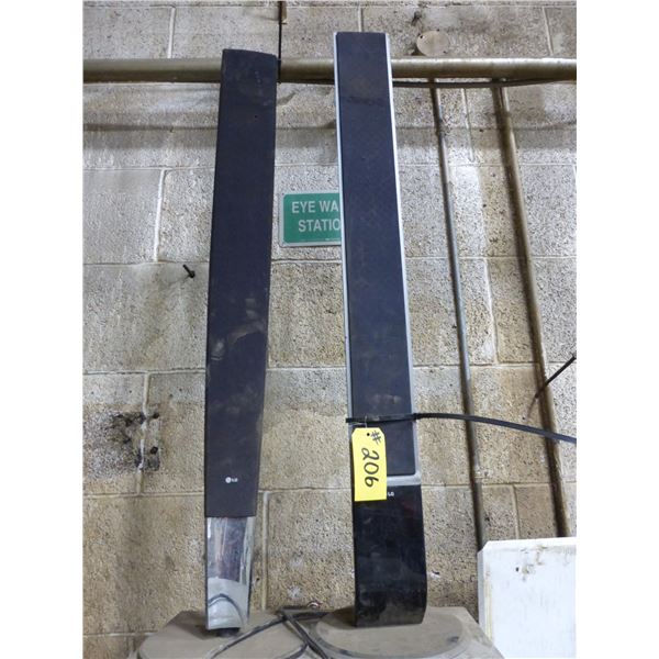 LG Tower Speakers
