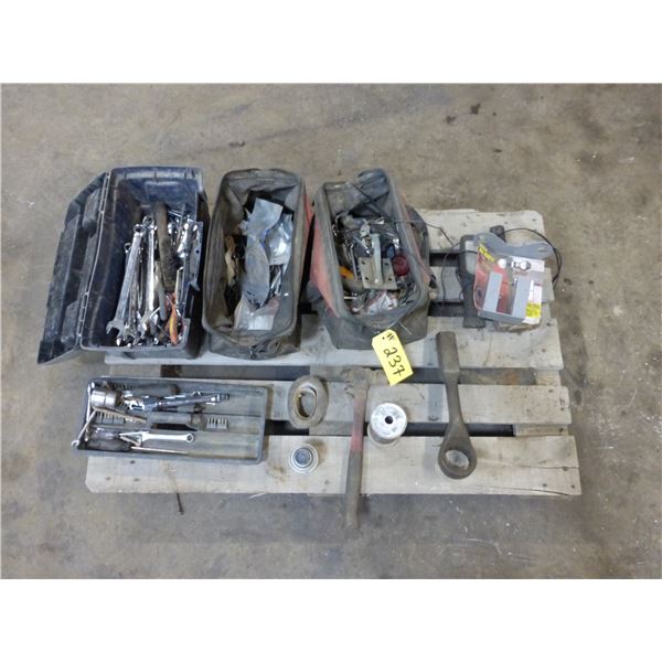Hammer Wrench, Tire Chain Repair Kit, Qty of Hammers and Combo Wrenches