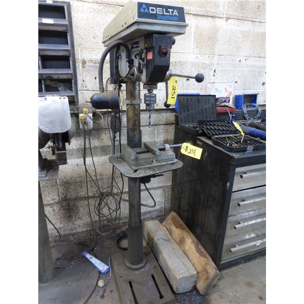 Delta Shopmaster Drill Press and Vise