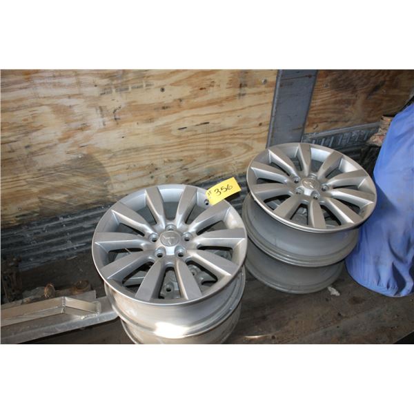 4- 7" x 18" Mitsubishi Alum. 5 Bolt Rims