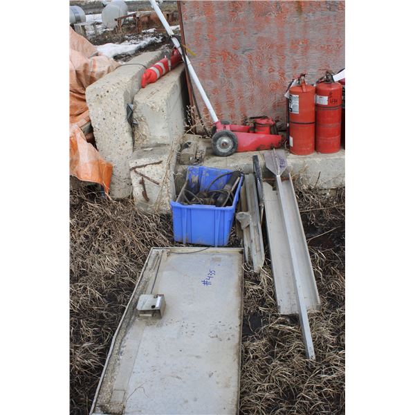 Air Jack, Grease Guns and Misc. Metal