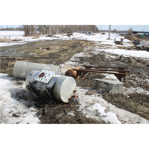 2- Alum. Tanks , Step, and 3- Steel Saw Horses