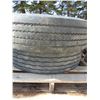 Image 3 : 2- 11R/24.5 Tires