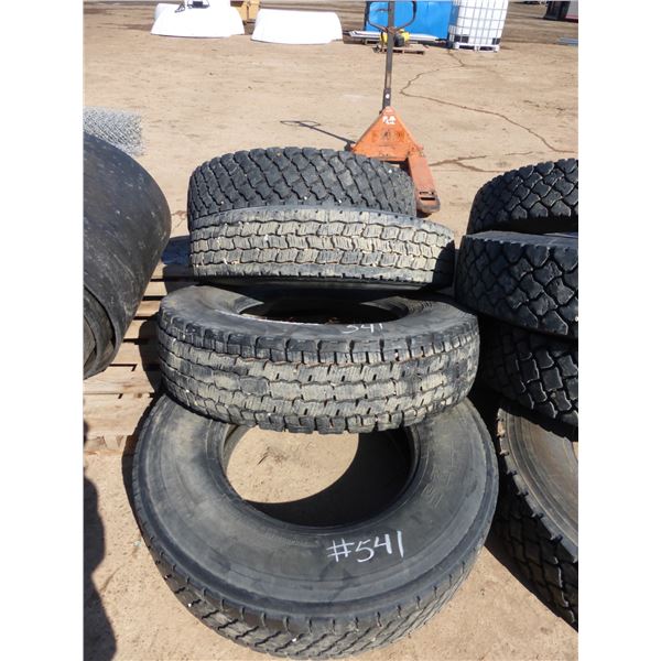 4- 11R/22.5 Tires