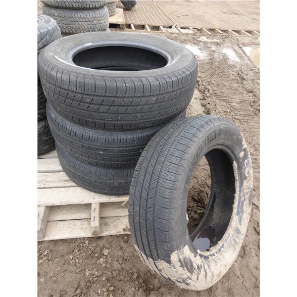 4- Michelin Tires 225/65 R17's (Selling All Together)