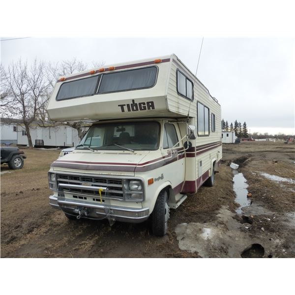 1980 Chevy Tioga Motorhome, V8, Auto, Showing 48902Km, SN. CGR3290134726