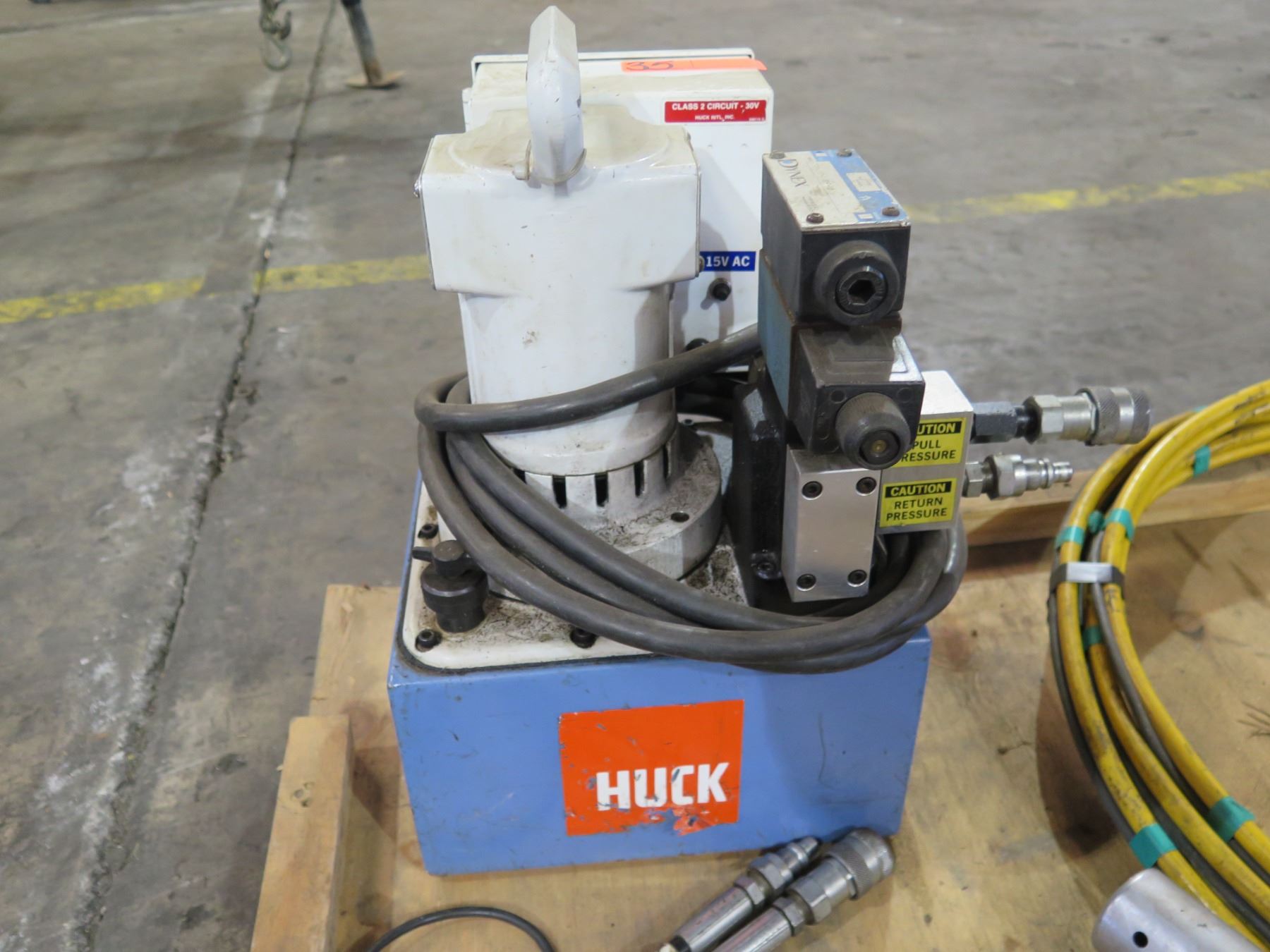 Huck 940 Powerig Hydraulic Unit w/Huck 3585 Tool - Oahu Auctions