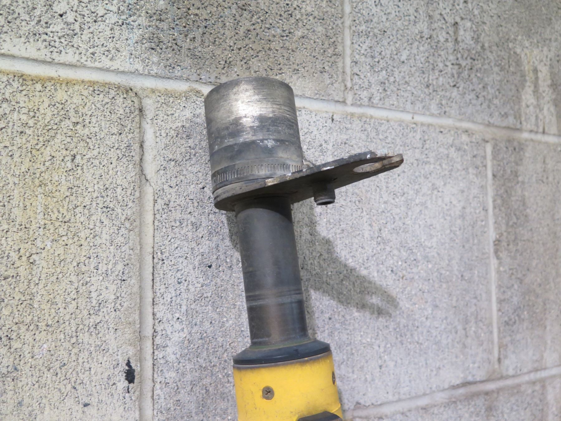 Trimble Riser Mast Trimble EM400 Electric Mast & Attachment