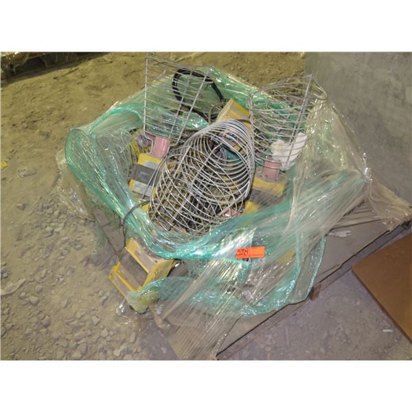 Pallet Ericson Bay Light w/ Metal Cages & Hardware