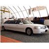Image 8 : 0F --  2004 LINCOLN TOWN CAR EXECUTIVE LIMOUSINE, White, 307,341  MILES