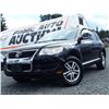 Image 2 : E3 --  2009 VW TOUREG 2 V6 TDI 4X4, Black, 233333 KM's