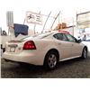 Image 8 : A5 --  2006 PONTIAC GRAND PRIX, White, 176070 KM's  "NO RESERVE"