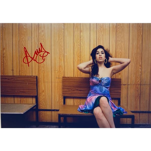 Autograph Signed Amy Winehouse Photo