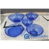 Image 1 : Cobalt Blue Full Color Pyrex Set of (4) Mixing Bowls