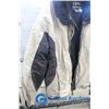 Image 3 : **Board Dokter Jacket