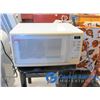 Image 1 : **Sanyo Microwave - Working