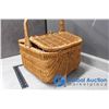 Image 2 : Wicker Picnic Basket