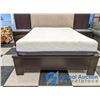 Image 11 : **Beautiful Queen Bed Frame w/ Nightstand Headboard