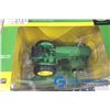 Image 2 : John Deere 1947 Model M Wide Front Tractor - In Box