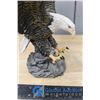 Image 3 : **Eagle Statue