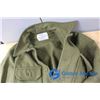 Image 4 : Medium Cold Weather Military Shirt and Pouch