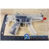 Image 4 : Machine Pistol Air Soft Gun with Parcial BBs