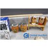 Image 9 : (17) Assorted Canada Tourism Salt & Pepper Shaker Sets