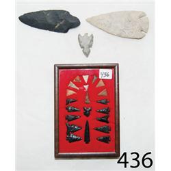 COLLECTION OF ARROWHEADS 