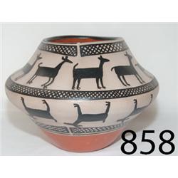 SANTO DOMINGO POTTERY JAR