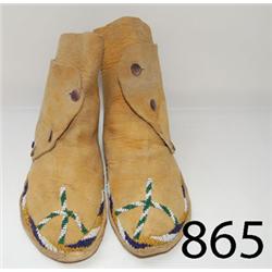 JICARILA APACHE MOCCASINS