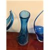 Image 3 : Collection of 3 Vintage Blue Glass Sculptures - One is signed by Chalet