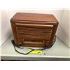 Image 1 : Antique Wood Brand & Millen Radio - made in Ontario - approx. 13in x 7 1/2in x 9 1/2in