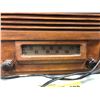 Image 2 : Antique Wood Brand & Millen Radio - made in Ontario - approx. 13in x 7 1/2in x 9 1/2in