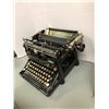 Image 2 : Antique Underwood Typewriter - made in the USA