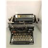 Image 5 : Antique Underwood Typewriter - made in the USA